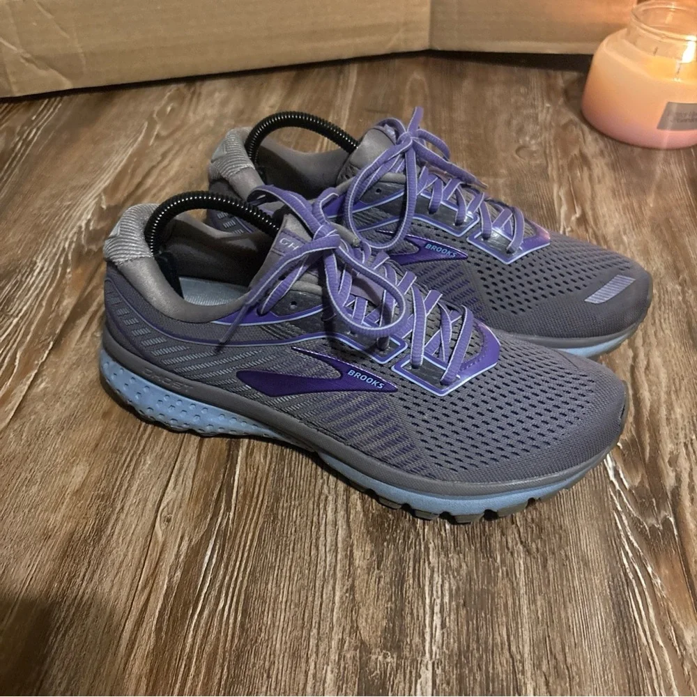 Brooks Ghost 12 Running Shoes Low Top Purple, Women's Size 10, 1203051B097 - Picture 3 of 13